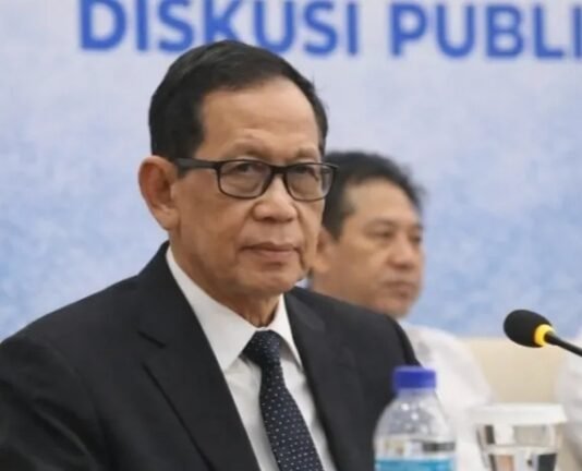 Denny Indrayana Gugat Gibran ke MK, Sutoyo Abadi: Mundur atau Dipaksa Mundur